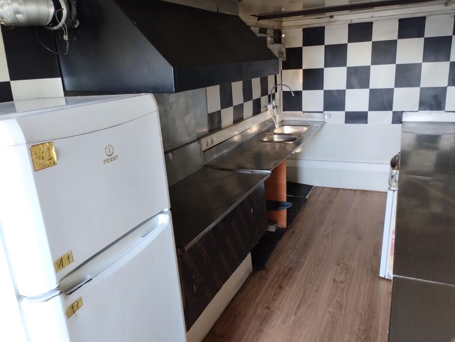 Дава се под наем Заведение в с. Граф Игнатиево, Област Пловдив - 5 кв.м за 178.5 € - Снимка #4