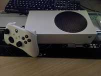 XBOX SERIES S 500GB + Controller
