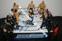 12 Броя WWE Кеч Фигурки JAKKS и Mattel и Оригинален Кеч Ринг JAKKS