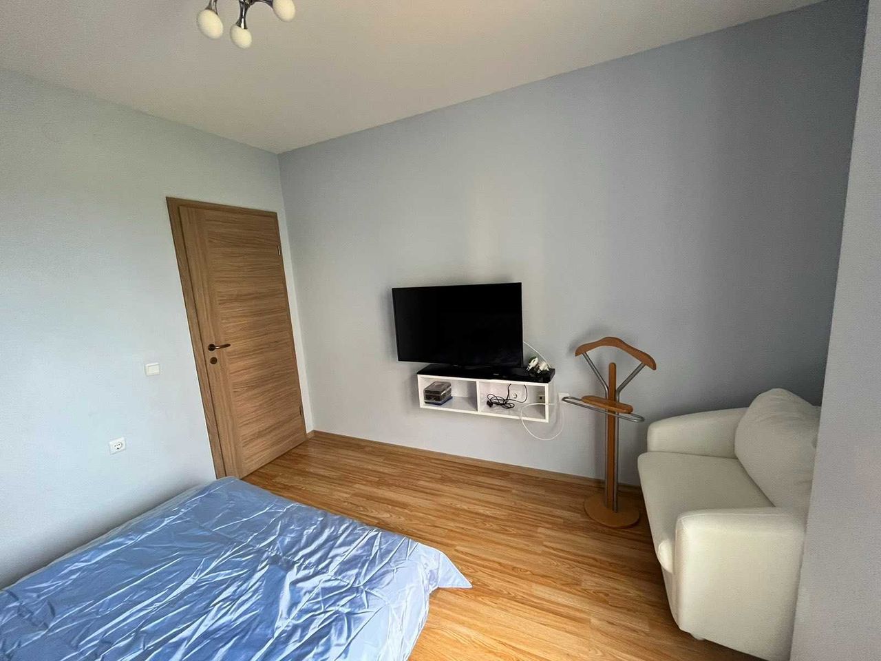 Продава се Тристаен апартамент в к.к. Слънчев бряг - 100 кв.м за 800 €/кв.м - Снимка #1