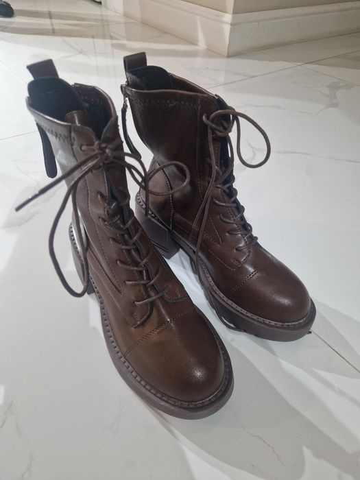 Продам полуботинки женские на осень 40р