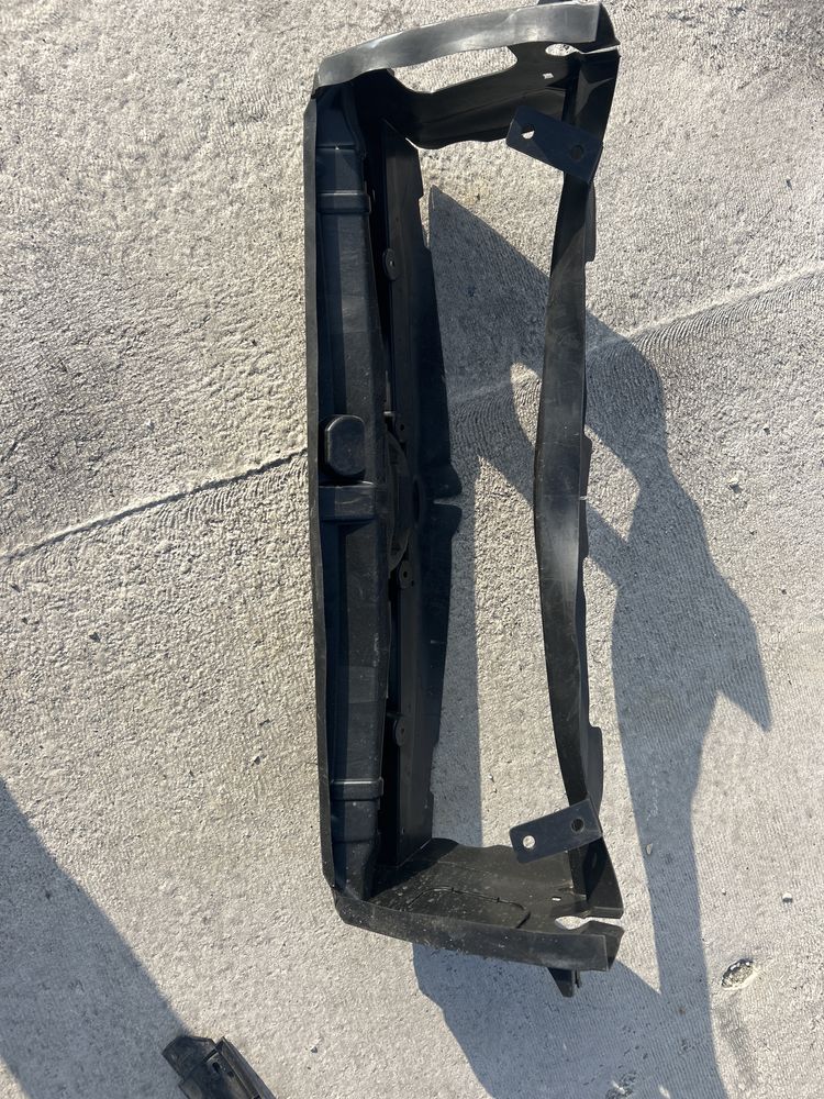 Дефузьор Радиятор bmw f22/23