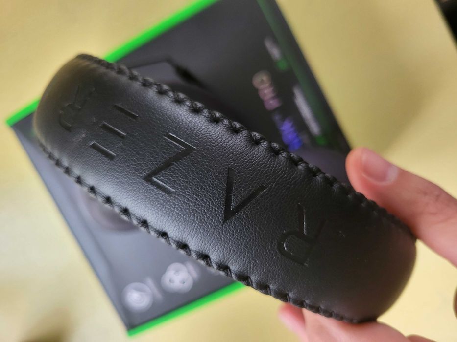 Слушалки Razer BlackShark V2 Pro Wireless 140лв. (без коментар)