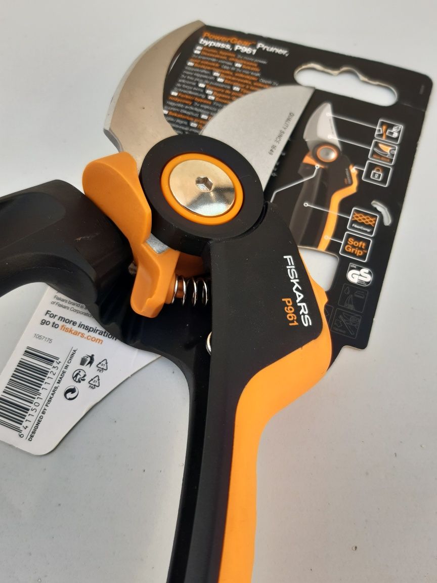 Foarfeca profesionala Fiskars P 961