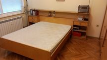 Спалня с нощни шкафчета