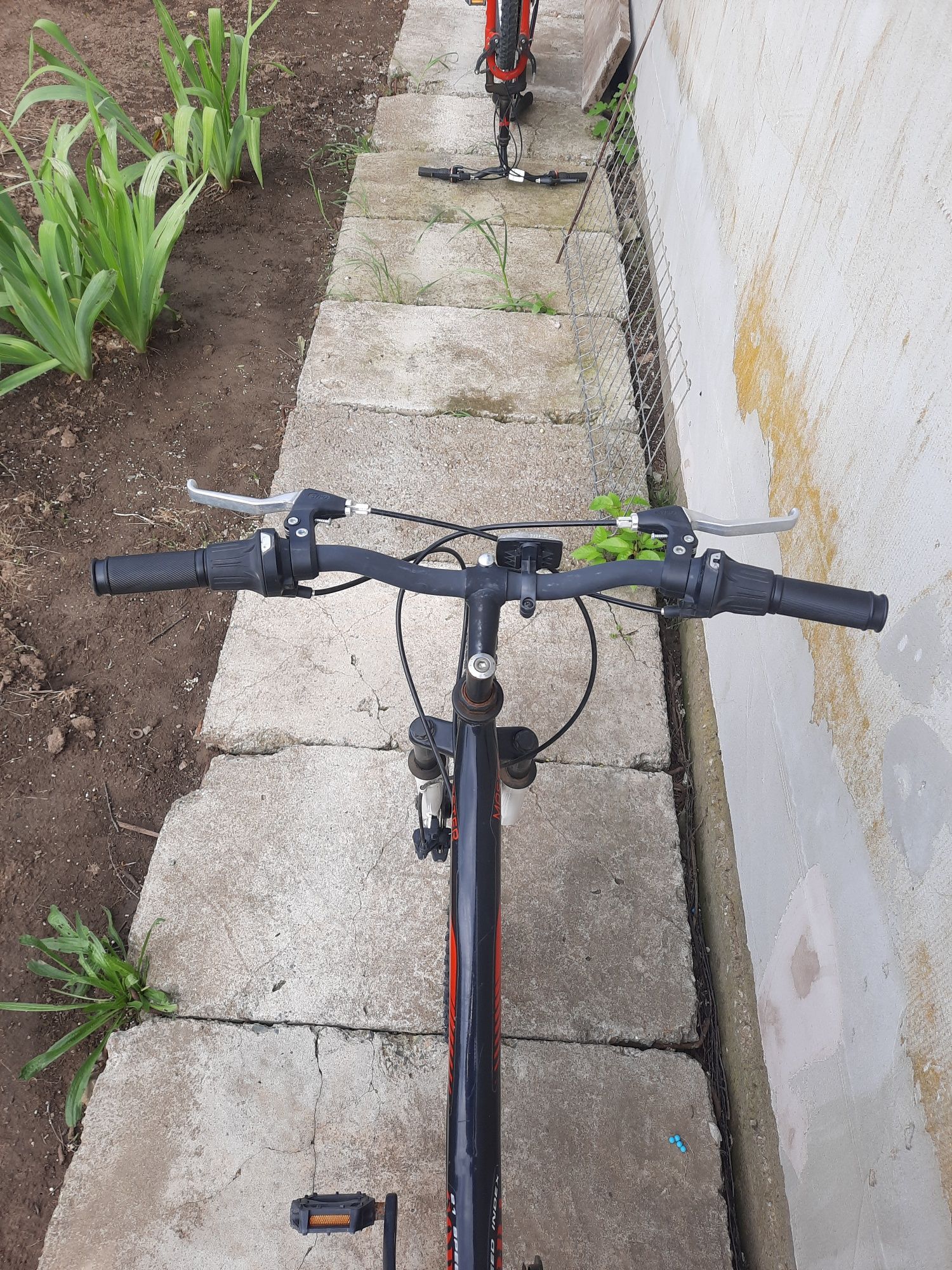 Vând bicicleta cobra nou nouta
