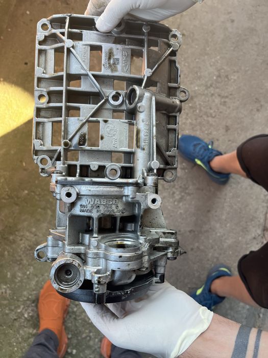 Vand Pompa ulei bmw n47