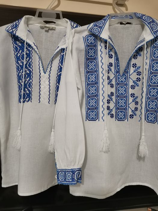 Vând 2 cămăși naționale /ie băieți 8 ani