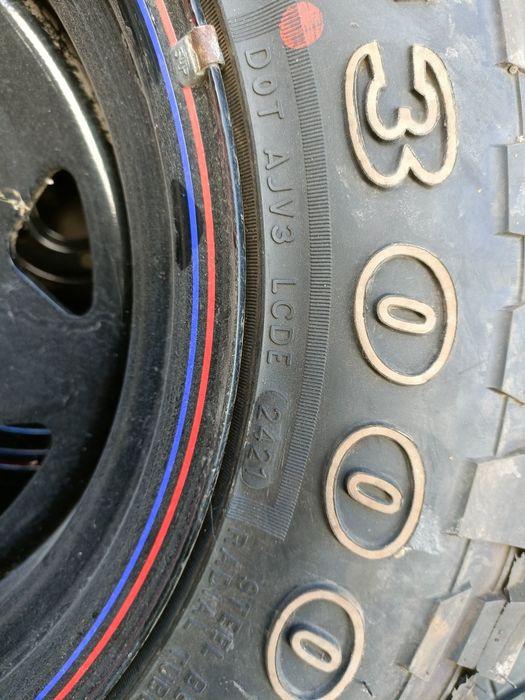 Jante 5x114,3  plus Anvelope Comforser cf 3000  235/70/r16