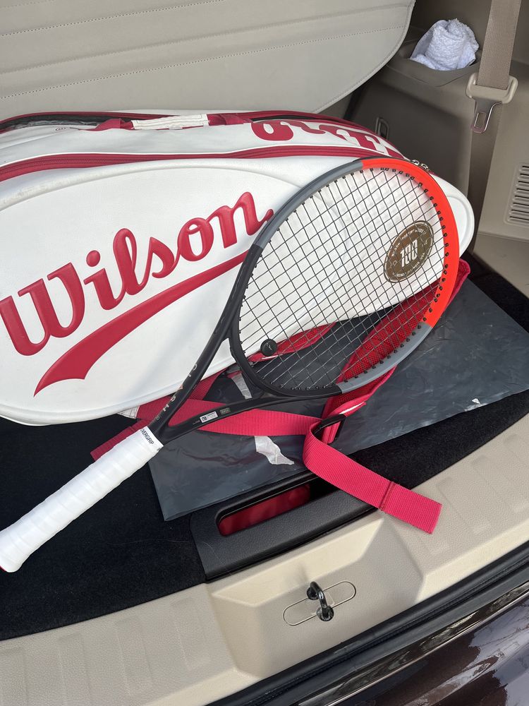 Юбилеен сак Wilson за тенис и ракета Wilson Clash!