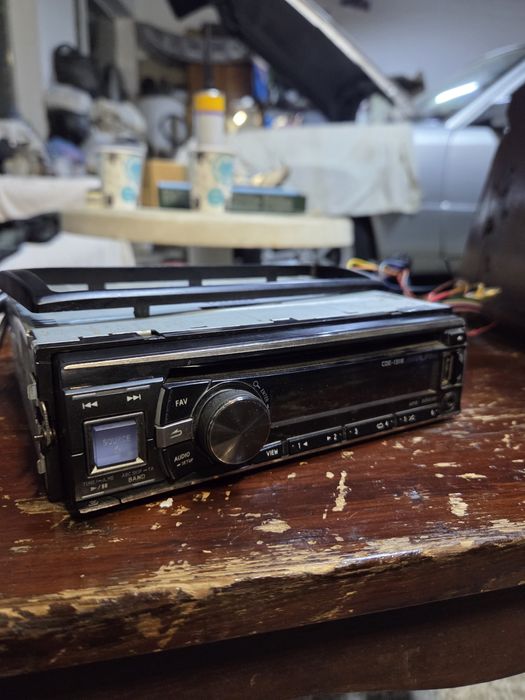 Оригинален плеър Alpine cde-131r