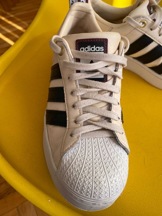 Продавам оригинални маратонки Adidas