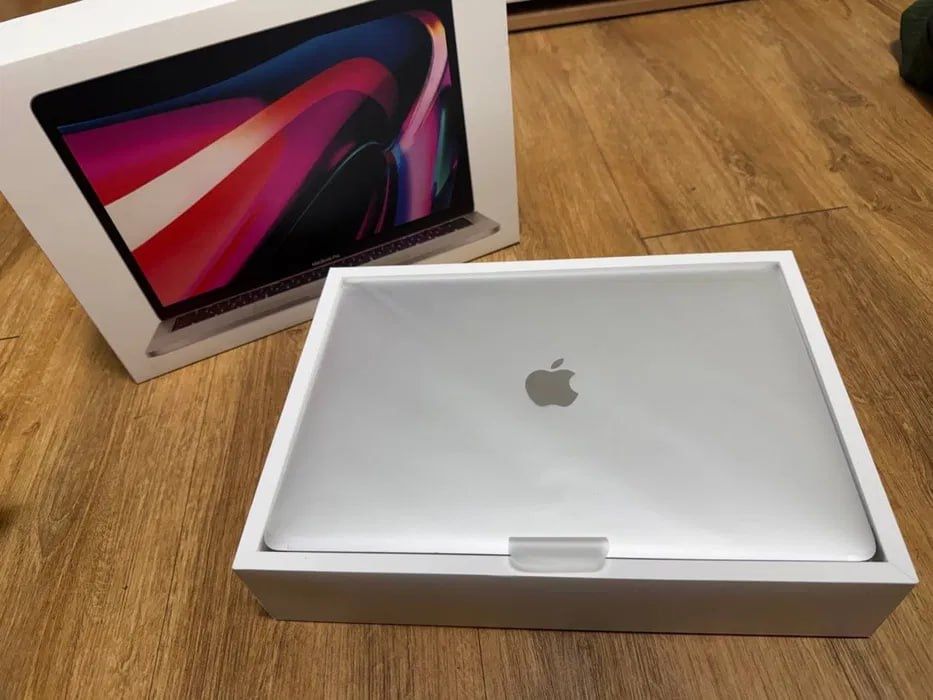 Macbook pro M1 Alo holatda