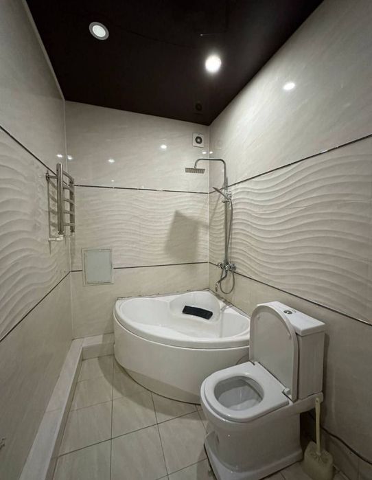 Квартира на Осиё (Ц6)- метро Минор 3/7/9 общ пл 72м  с мебелью