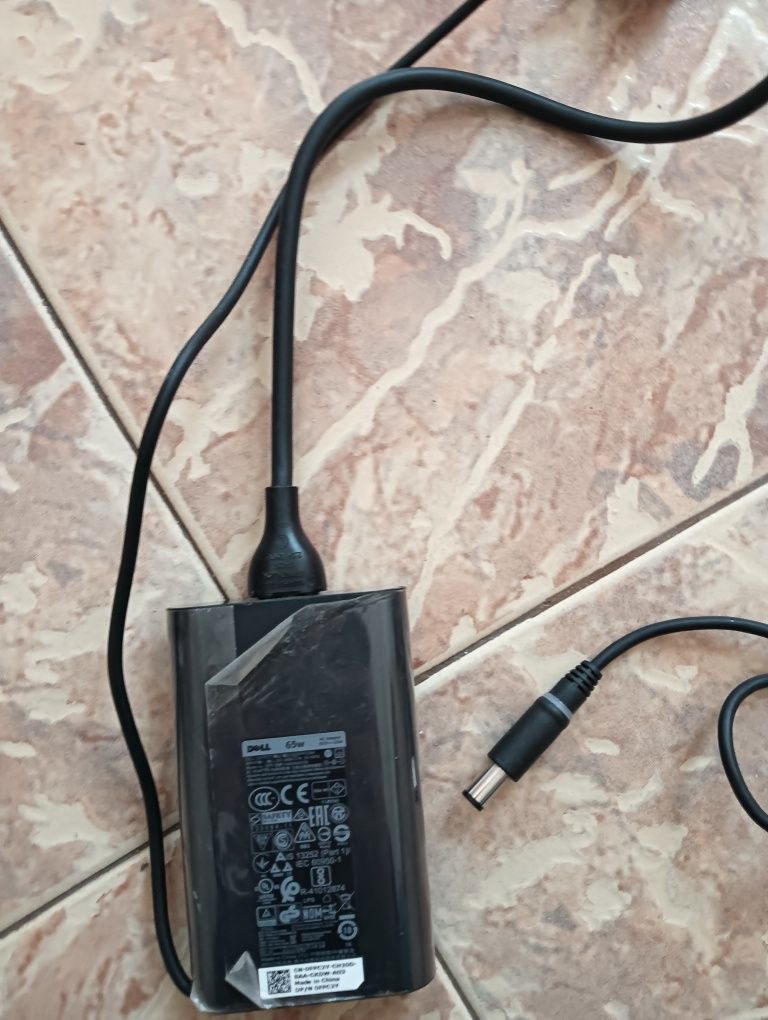 Зарядни за лаптоп Dell 65W  Hp 120W