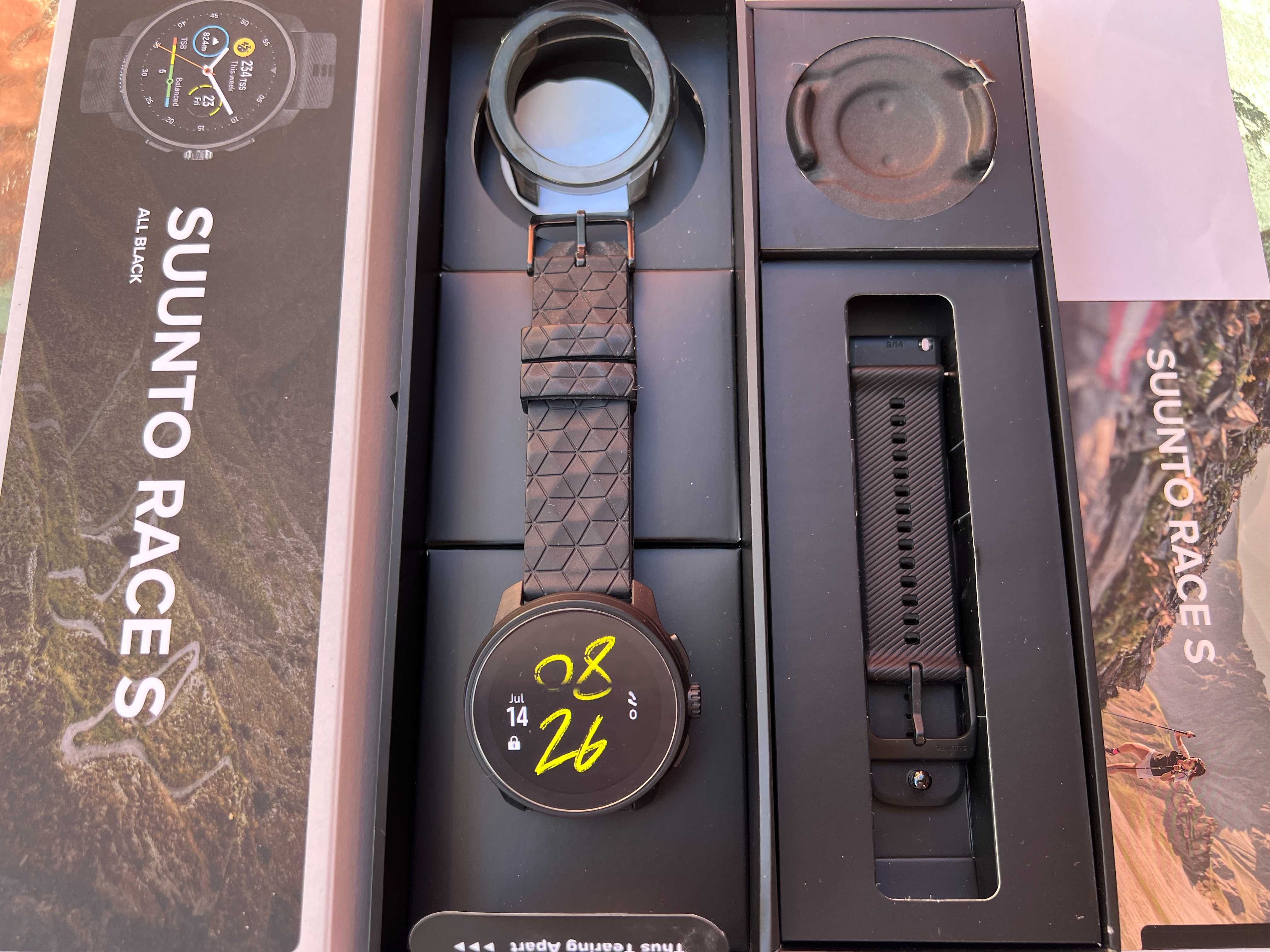 Продавам Suunto Race S Stainless Steel All Black