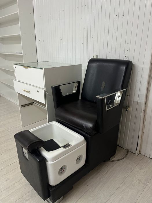 Педикюрный кресло 40 000