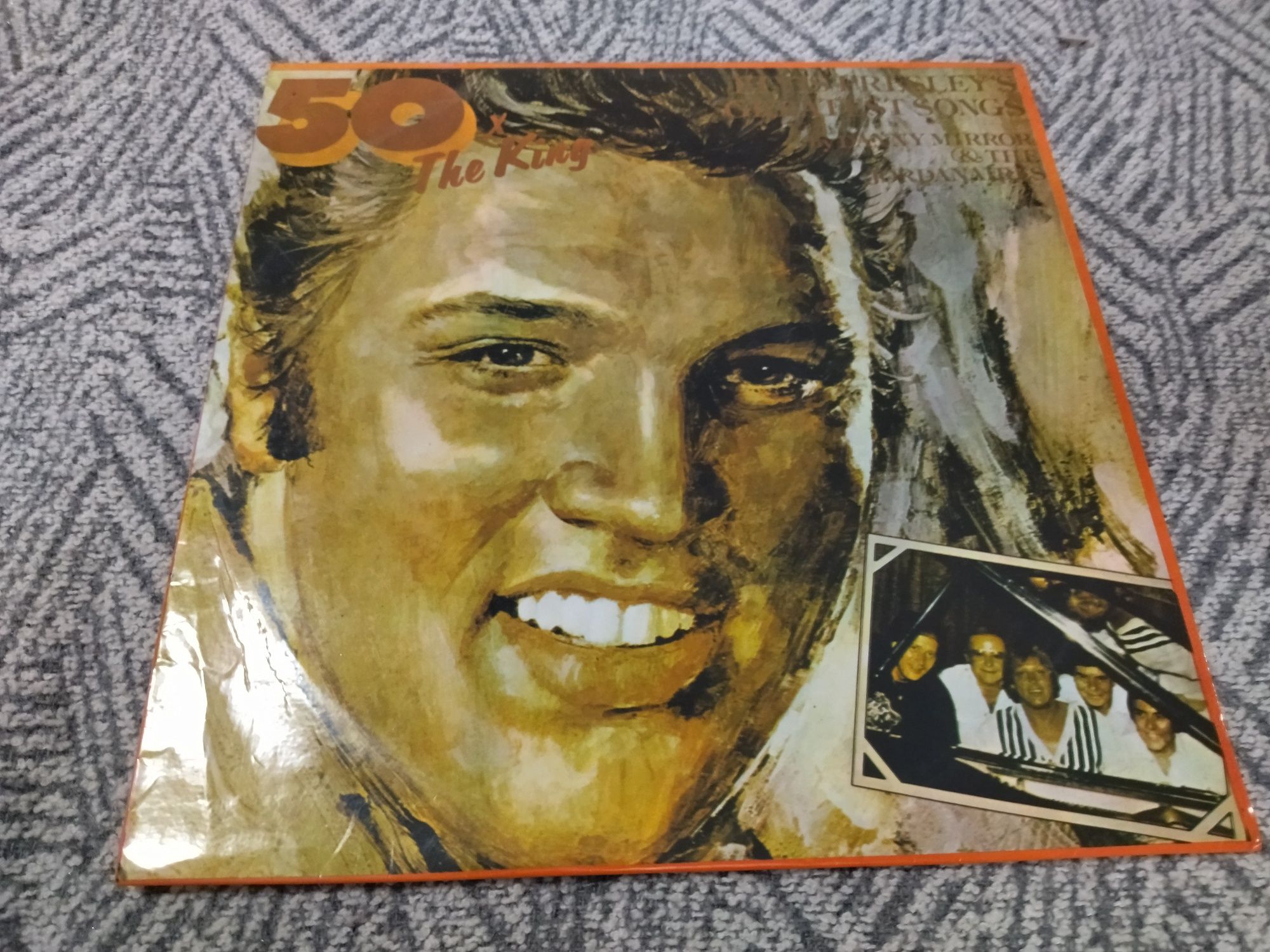 1 Vinil  cu cântecele lui Elvis Presley