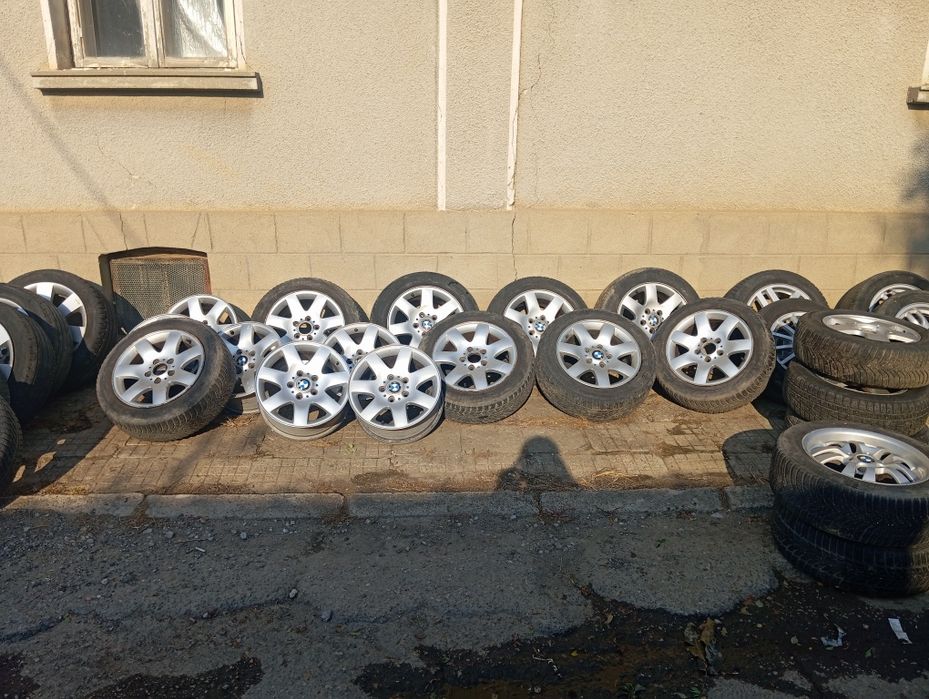 Продавам оригинални алуминиеви джанти 16ки 5х120 свалени от BMW E46