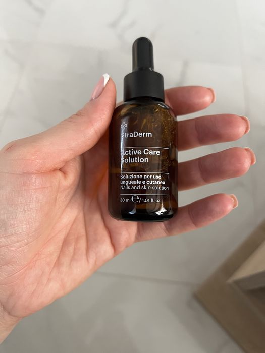 Straderm active solution