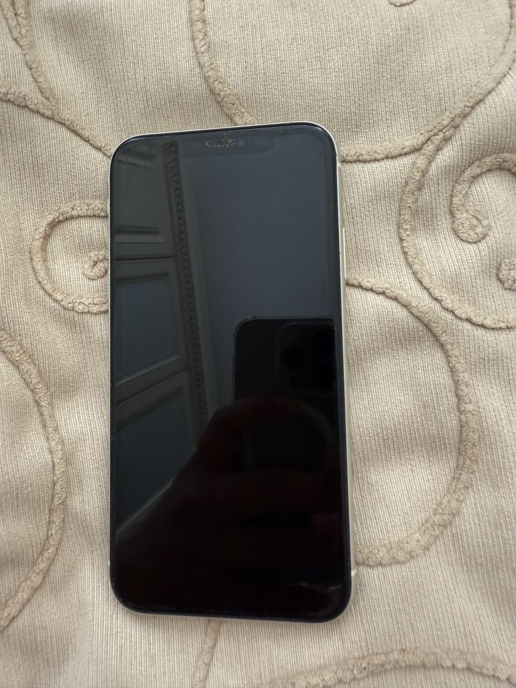 Продаю Iphone 11