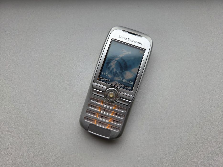 Sony Ericsson K500i - telefon de colectie