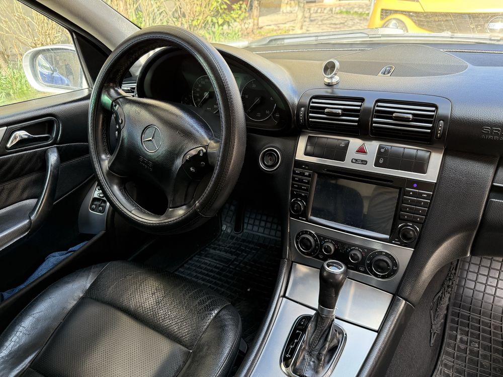 Mercedes Benz C 220