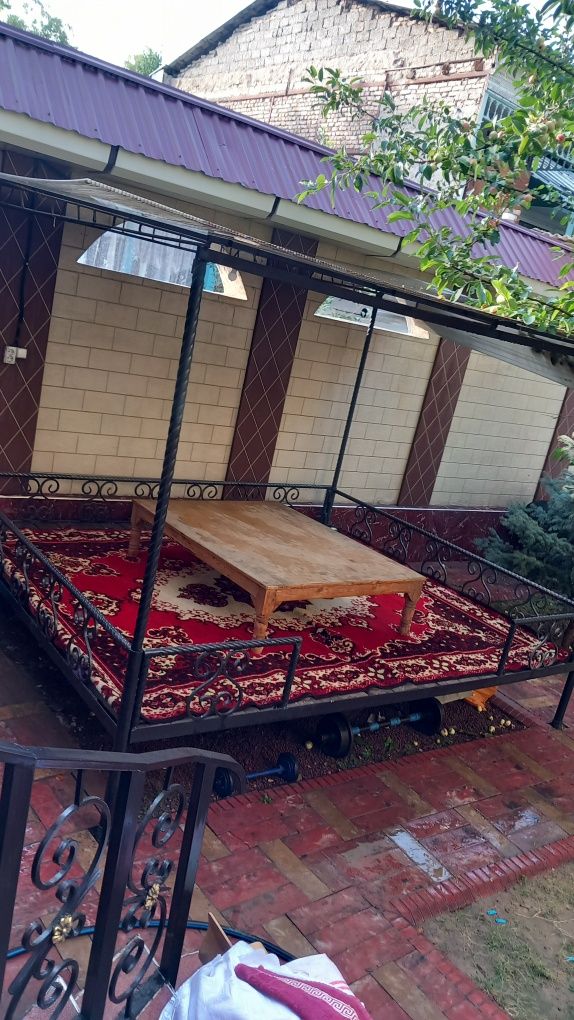 Срочно Продам  тапчан с матрасом 450$ договоримся