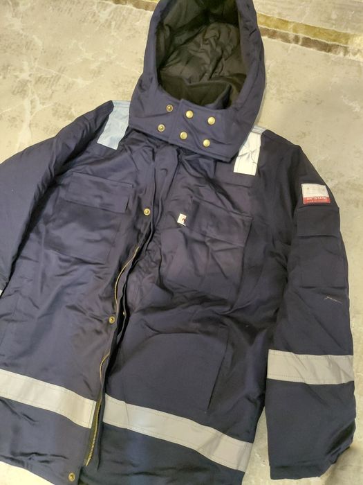 Продам спец одежду новая размер L