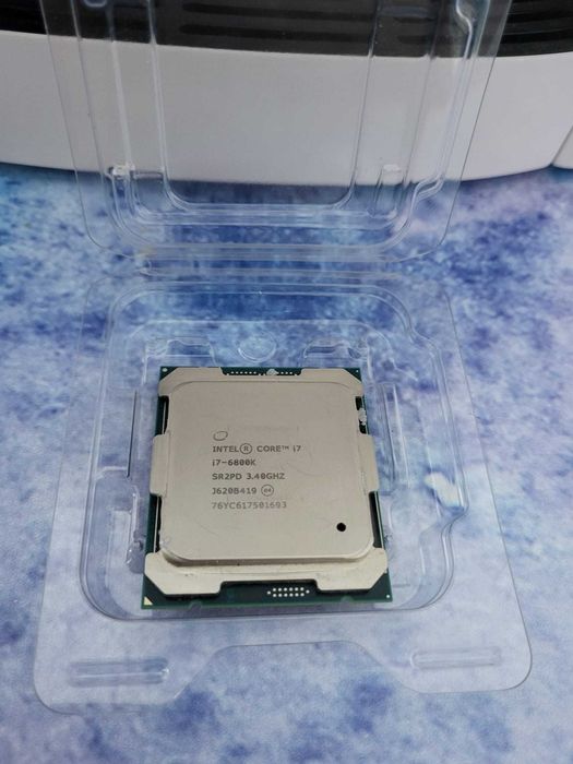 Procesor Intel I7 6800K
