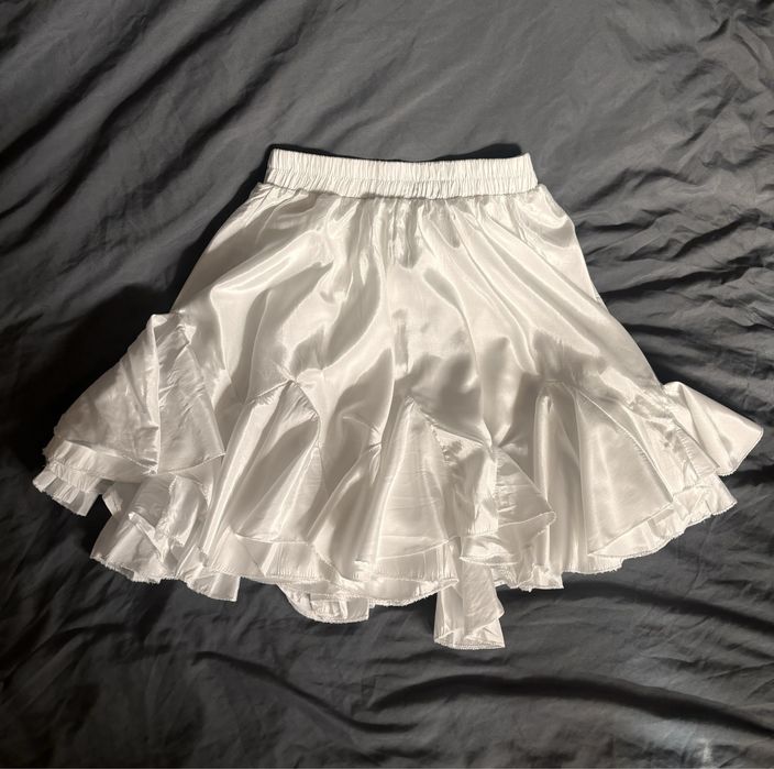Белая юбка с воланами, женская