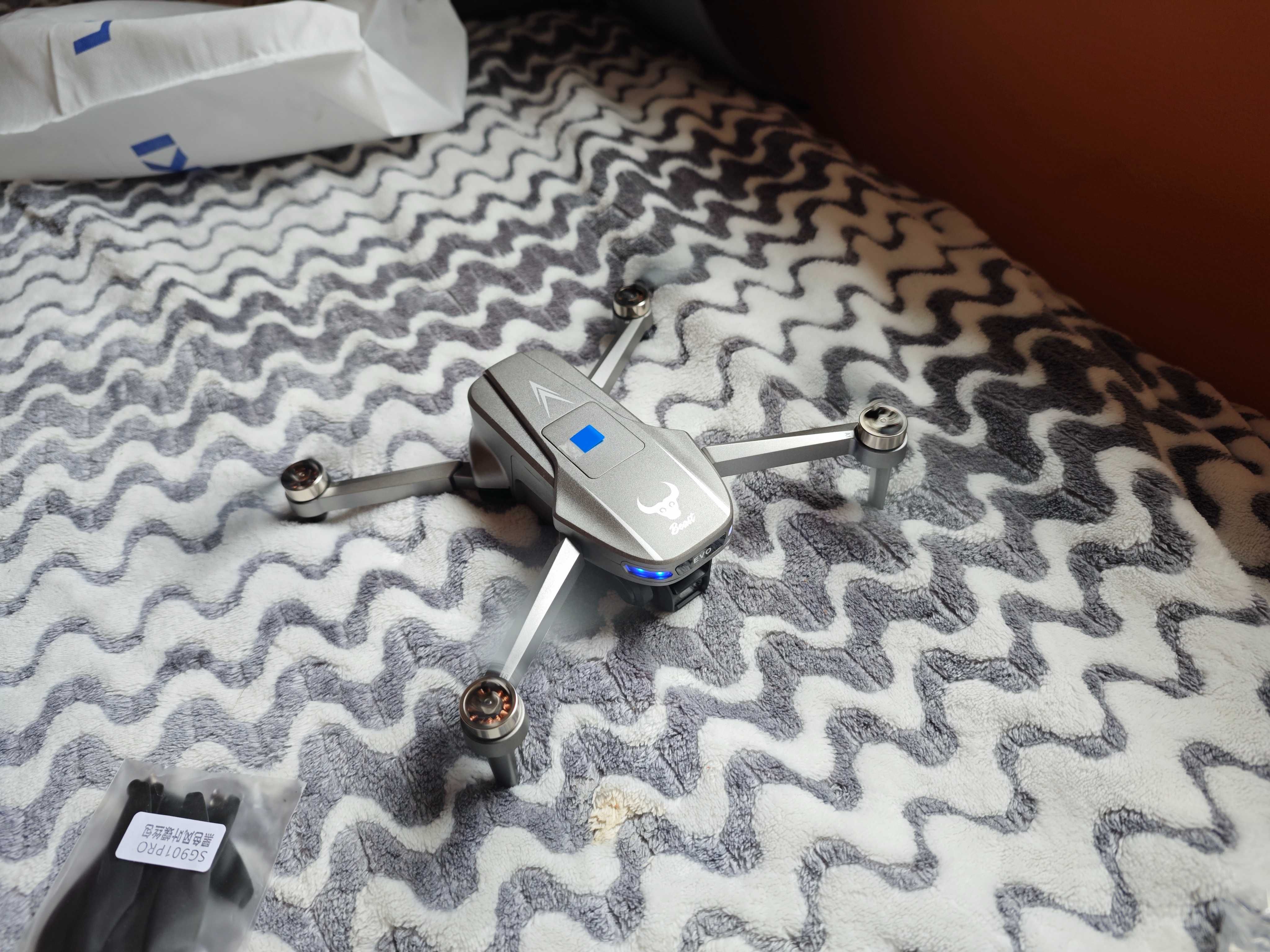 Дрон ZLL SG901 max GPS + Подаръци