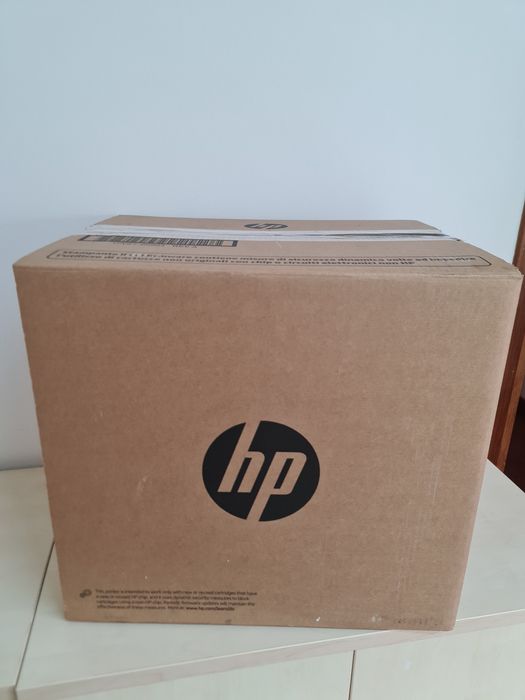 Imprimanta laser HP m501
