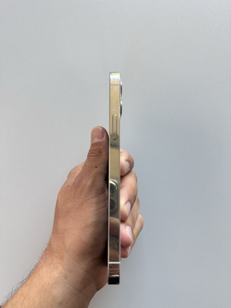 iPhone 12 Pro Пълен комплект 128 GB