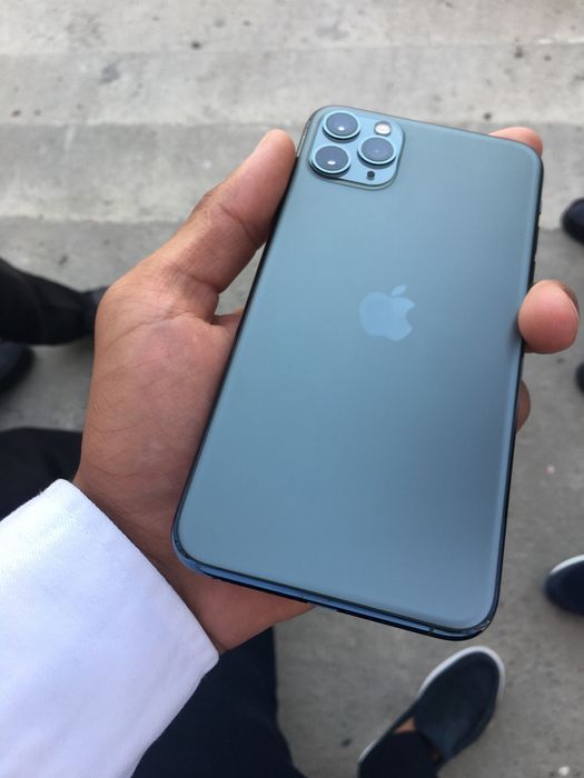 Iphone 11 pro max  KHA