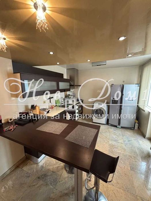 Продава се Многостаен апартамент в Пловдив, Каменица 1 - 170 кв.м за 726 €/кв.м - Снимка #11