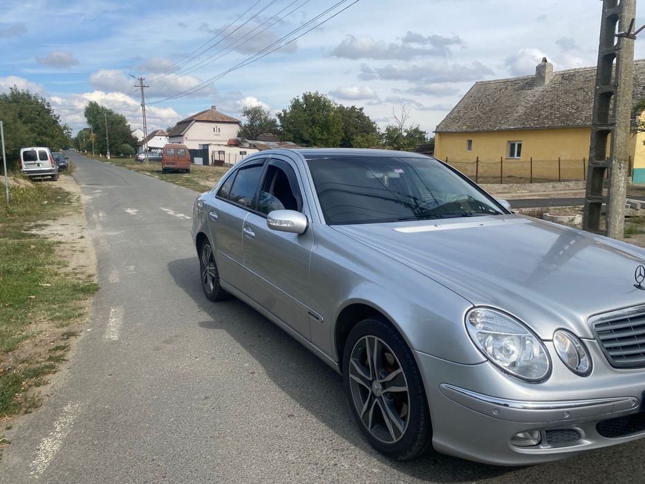 Mercedes e220 w211