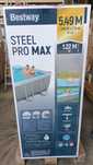 Vând piscina folosita fara pompa  5,5m/2,8m cu scheletul metalic