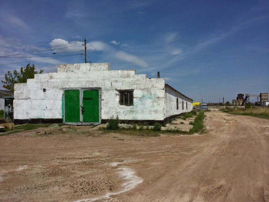 Продам базу из трех зданий