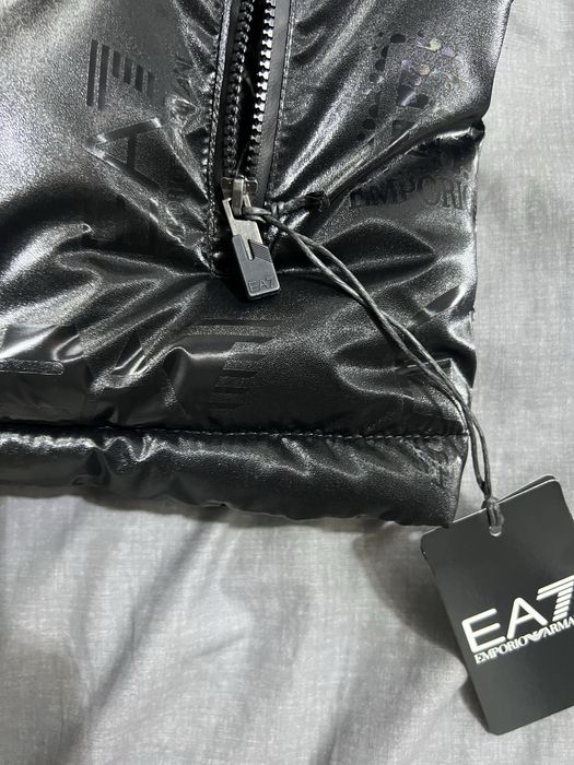 Geaca emporio armani noua