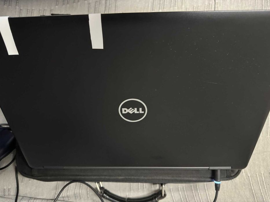 Лаптоп Dell 5580