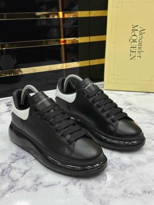 Vand adidasi Alexander mequeen