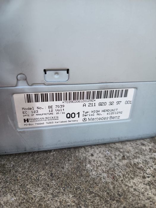 vand navigatie mare mercedes w211