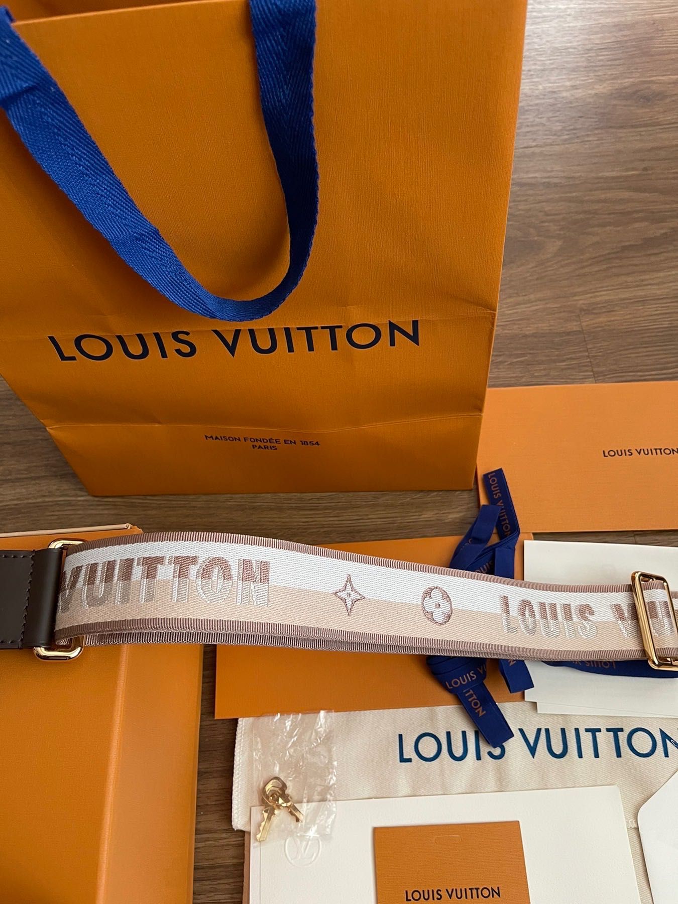 Чанта Louis Vuitton