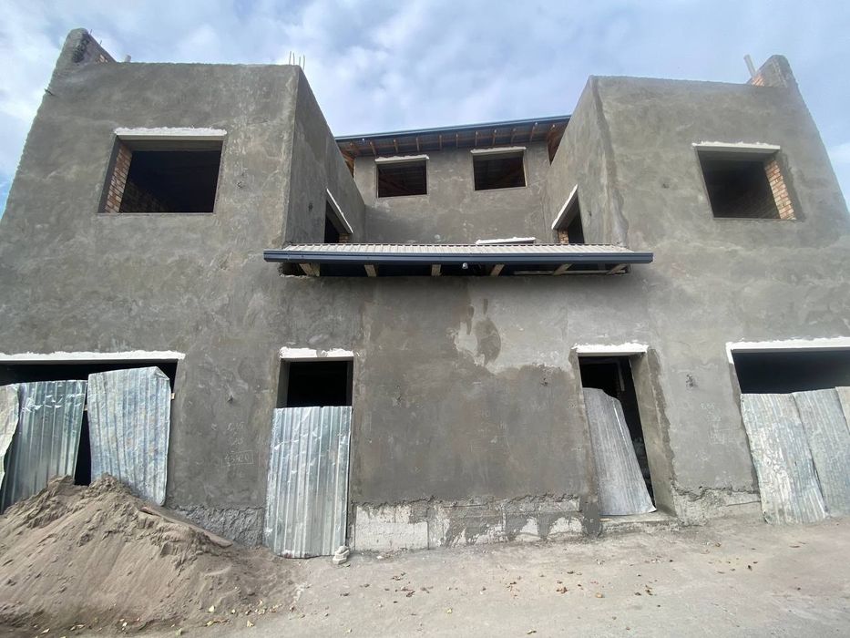 Срочно продаеются 2 коттеджа Новомосковская Дархон 3 махалля