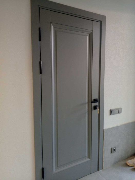 Уcтановка дверей и плинтусов.  Эшик ўрнатиш хизмати.