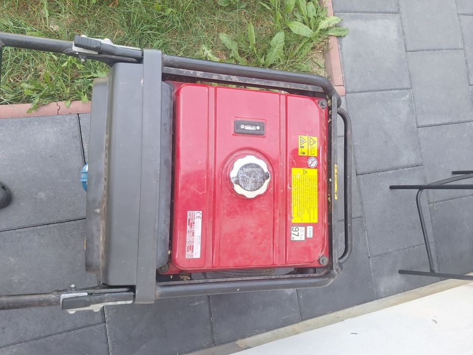 vând generator honda 7kwa original