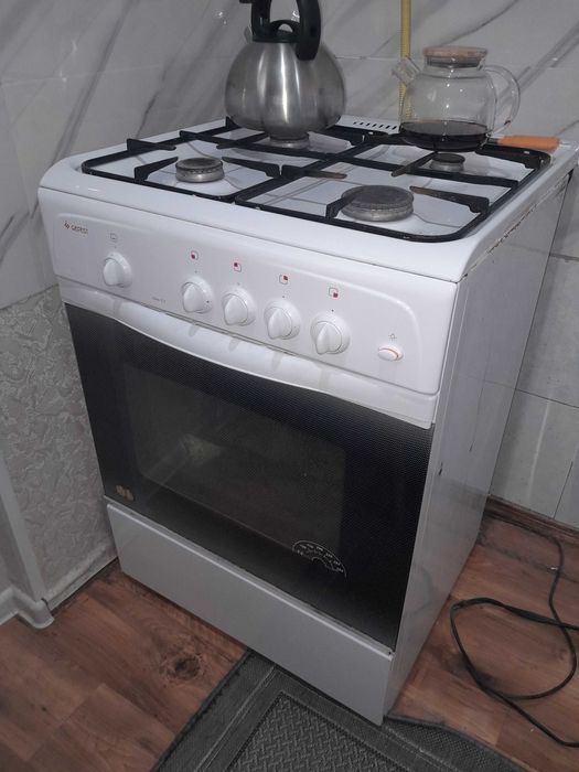 Газовый плиты Гефест в отличном состоянии