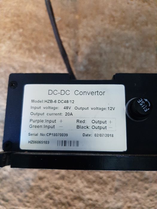 Vand Invertor ..  Se poate folosi si la panouri  solare