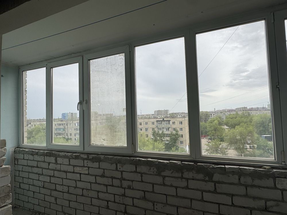 Продам балконную раму